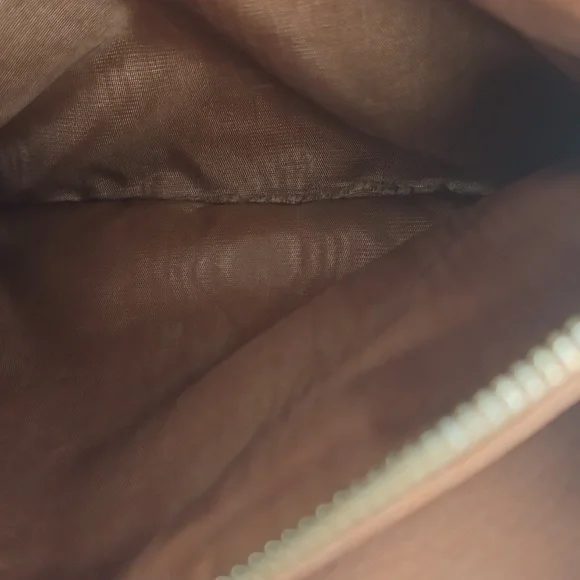 * GUC * Vintage Celine * - Picture 11 of 17